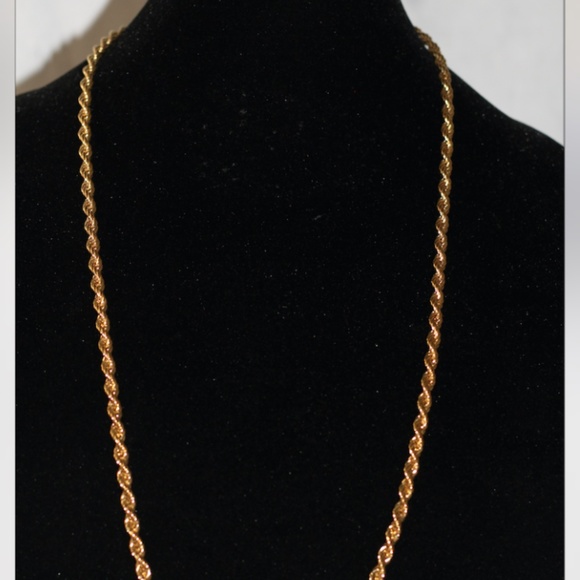 Moet Gold Link Necklace - Picture 9 of 9